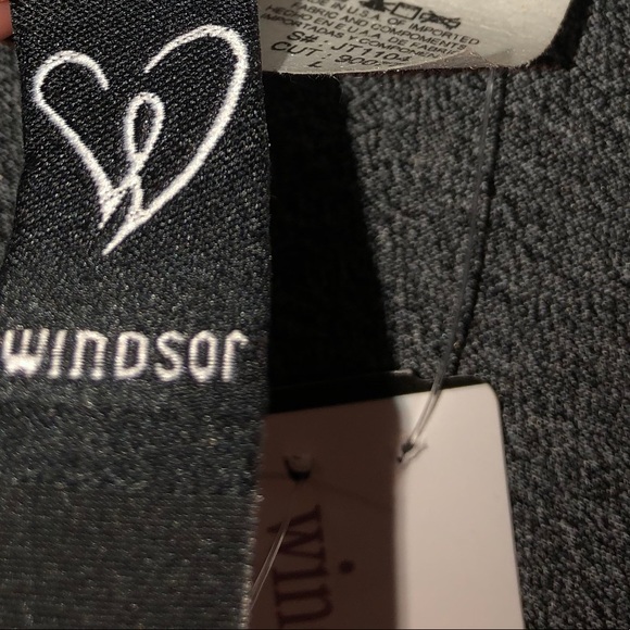 NWT Windsor cropped twist top - Picture 3 of 3